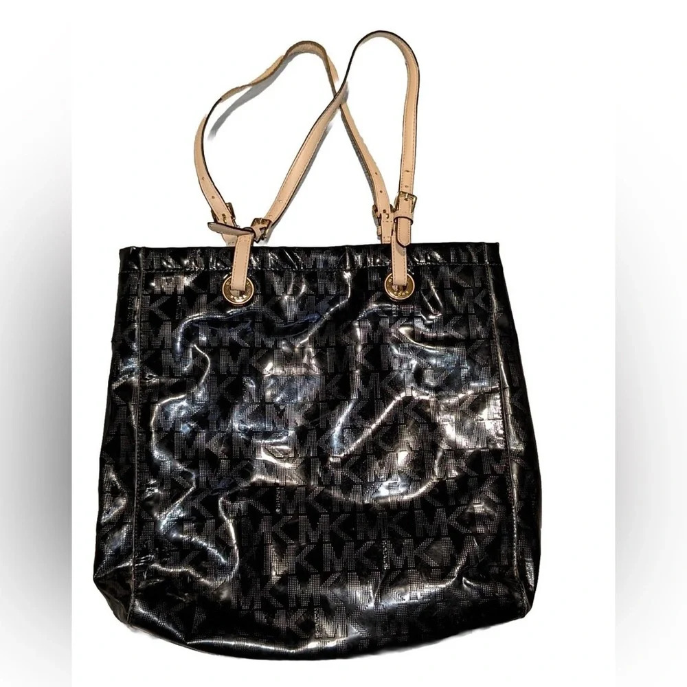 NWT Michael Kors jet set logo tote